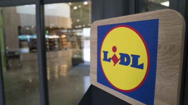 Polizia di Stato: arrestato dalle volanti mentre cerca di rubare alla Lidl.