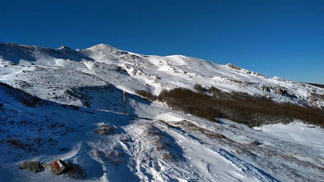 Presenza di ghiaccio sull’Appennino Parmense, il Soccorso Alpino raccomanda prudenza e utilizzo di attrezzature idonee