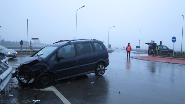 incidente sulla   nuova rotatoria tra le provinciale Parma – Cremona