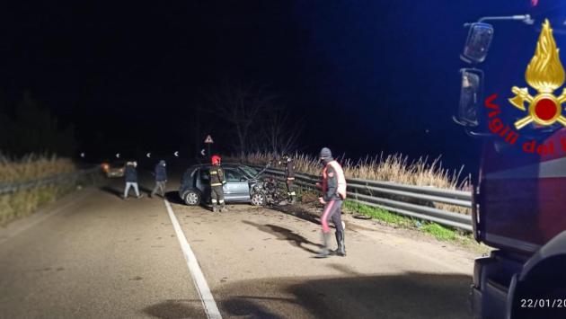 Incidente stradale nel Materano, morti 3 studenti 20enni