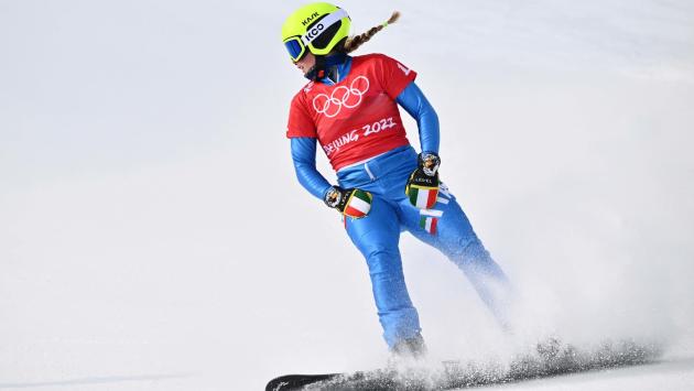 Moioli show in snowboard, out Brignone