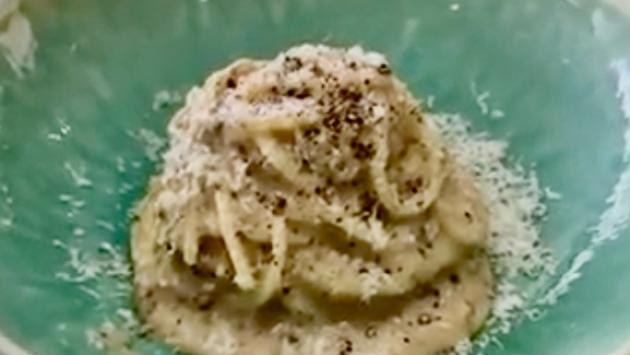 Spaghetti cacio e pepe, un trionfo di sapori