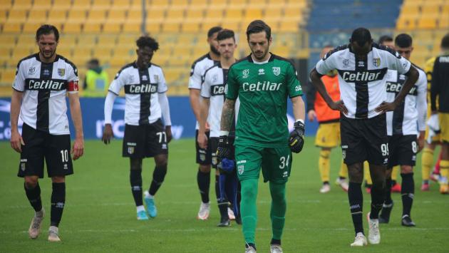 Il Parma non supera l'esame: la Ternana sbanca il Tardini 3-2. I crociati escono tra i fischi