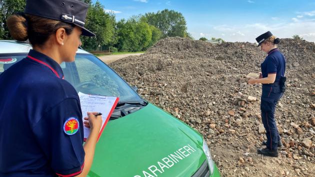 Animali tenuti in condizioni non idonee al benessere: azienda agricola sanzionata per oltre 9000 euro 