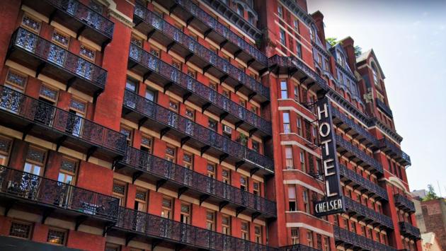 Riapre il Chelsea Hotel, seconda casa per artisti e bohemien 