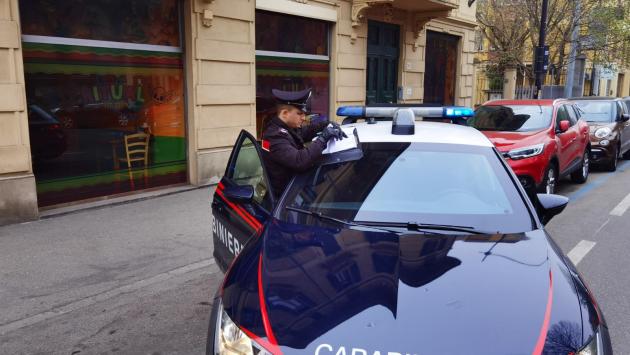 Denunciato per le due spaccate a due locali