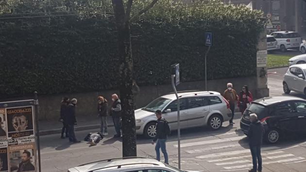 pedone investito davanti all'ospedale