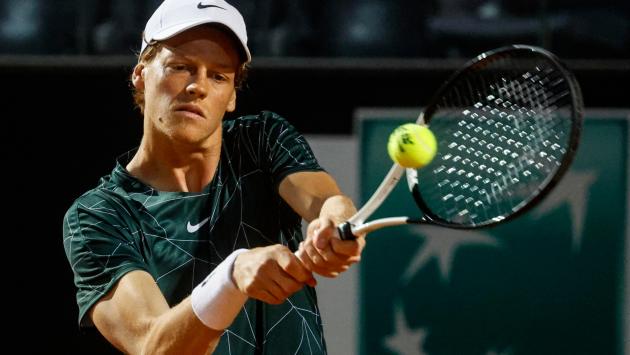 Internazionali di Roma: Sinner, buona la prima. Ora il derby con Fognini. 