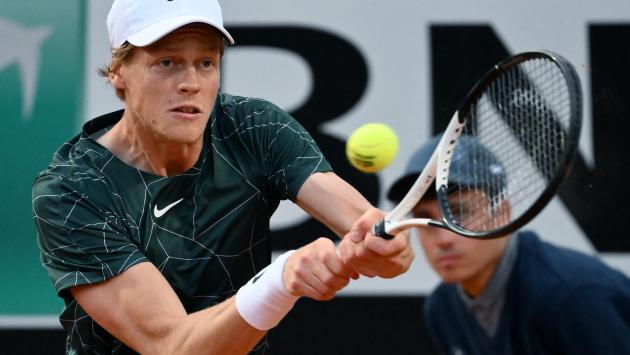 Internazionali: Sinner batte Fognini e va agli ottavi
