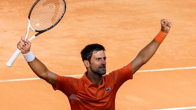 Djokovic re di Roma per la sesta volta. Tsitsipas battuto in due set