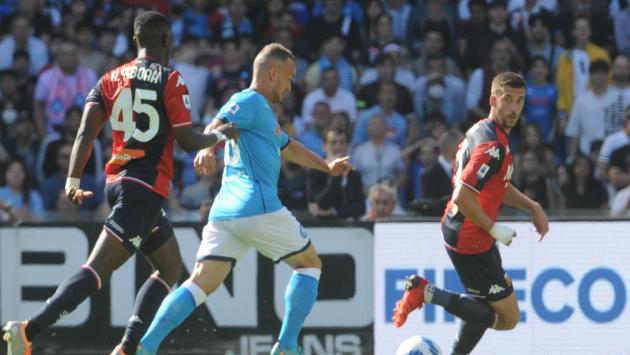 Il Napoli batte il Genoa 3-0