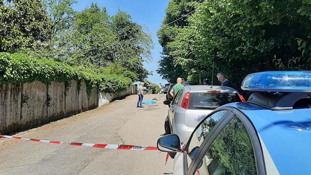 Donna uccisa a colpi di pistola dall'ex compagno