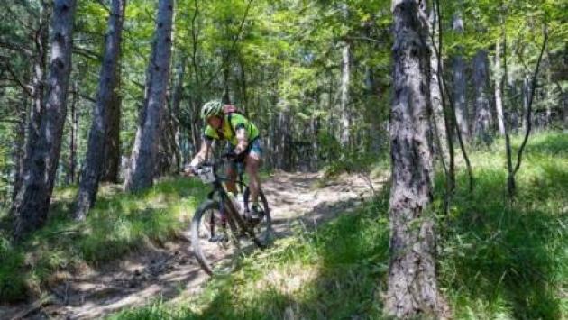 Berceto, cade in mountain bike e si procura traumi gravissimi: trasportato dall'elisoccorso al Maggiore