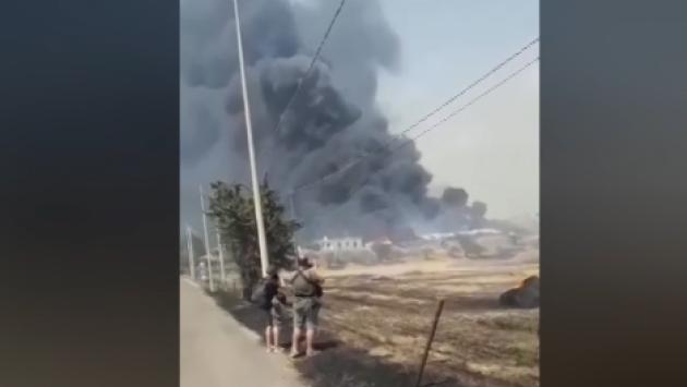 Maxi incendio a Roma sull'Aurelia: evacuato centro estivo e  alcune ville. 15 intossicati