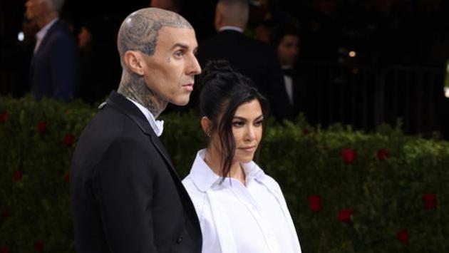 Travis Barker ricoverato d'urgenza in ospedale a Los Angeles