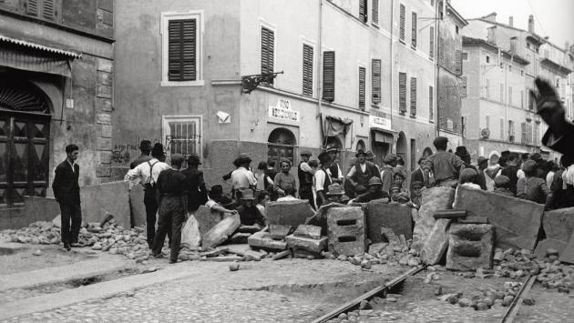 Le Barricate 100 anni dopo