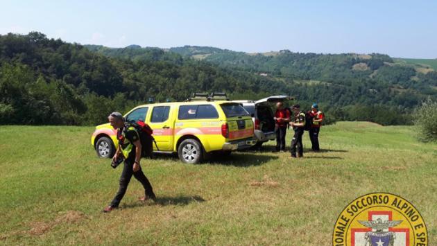 Donna dispersa mentre va a funghi, ricerche nel Piacentino