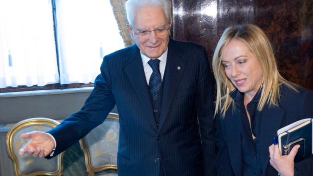 Uno stile sobrio e tante sfide complicate