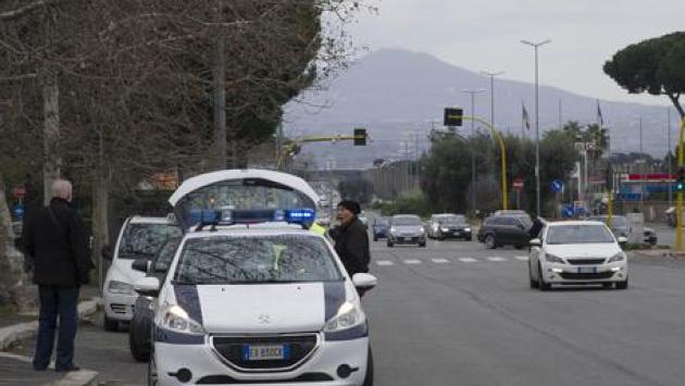Colpiva le passanti, in centro a Udine, con calci alla schiena, preso l'aggressore