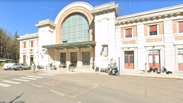 Giornata da incubo per una capotreno tra Fidenza e Salso: minacciata  tre volte dallo stesso viaggiatore, senza biglietto