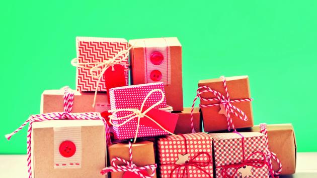 Natale: Codacons, un italiano su 4 pronto a riciclare regali