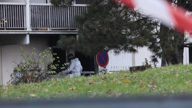 Francia, trovati i corpi di due neonati in una valigia. La madre è in stato confusionale