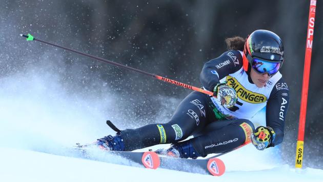 Sci: Brignone vince il Gigante di Aare, Goggia fuori