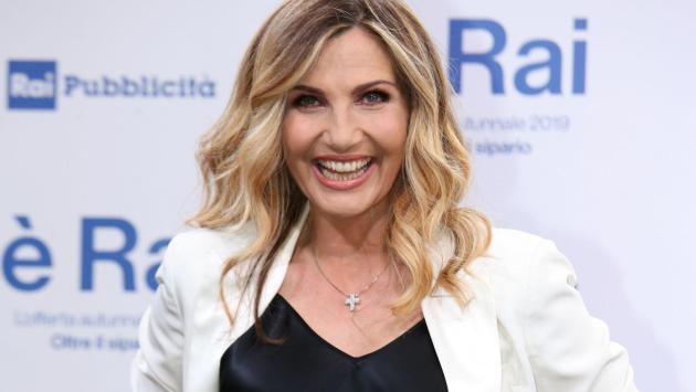 Lorella Cuccarini ricorda Gino Landi: "Mi insegnò ad alzare l'asticella"