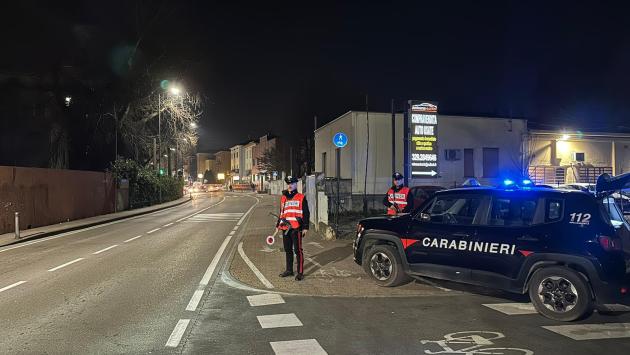 San Leonardo: 18 anni,  guida senza avere mai preso la patente con l'auto piena di arnesi da scasso