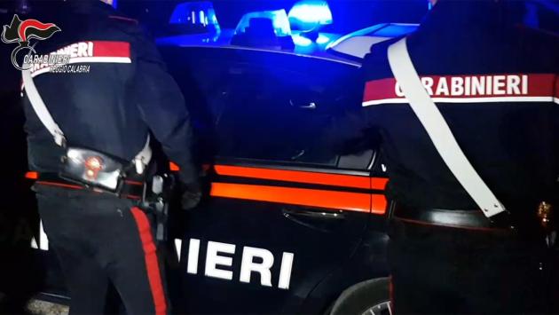 Giallo di Modena, sparita l'auto dell'uomo trovato morto in casa: oltre alla pista del gioco erotico c'è anche quella del furto