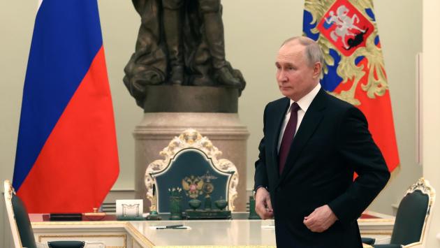 Putin: "Dispiegheremo armi nucleari tattiche in Bielorussia. E a Minsk sono già vettori che hanno capacità nucleare"