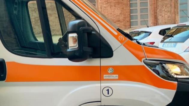 Una bambina è nata in ambulanza: emozioni e lieto fine