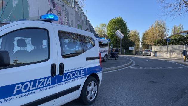 Due  incidenti in città:  scontro tra un'auto e uno scooter in via Reggio e scontro tra un'auto e una bicicletta in via Casanova