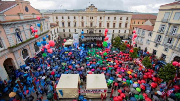 Inizia la fase di mobilitazione unitaria per una nuova stagione del Lavoro e dei diritti: da Parma CGIL, CISL e UIL saranno presenti sabato 6 maggio a Bologna