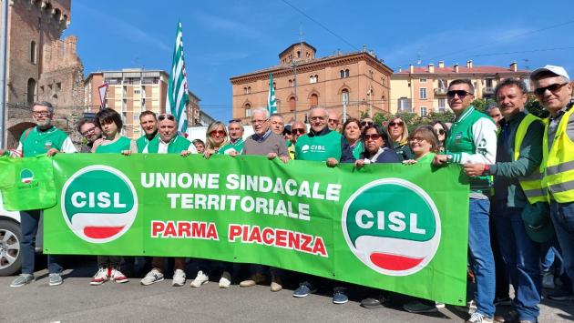 Alla manifestazione di Bologna anche  delegazioni sindacali da  Parma