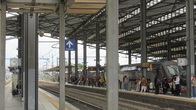 Investita una persona sulla ferrovia nel Milanese: ritardi anche in stazione a Parma 