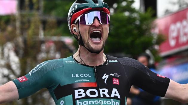 Denz vince in volata dopo una fuga la quattordicesima tappa. Armirail è la nuova maglia rosa