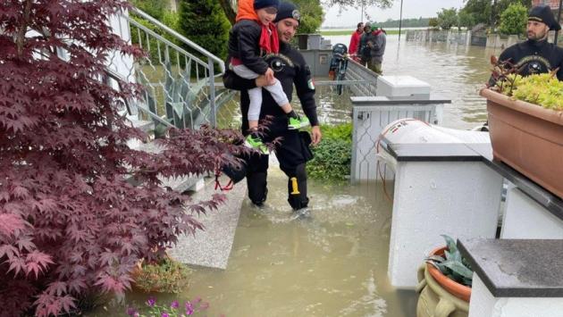 Alluvione in Romagna, il governo vuole un manager come commissario (e non sarà Bonaccini)