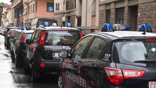 I pm sentono il fratello della bimba scomparsa a Firenze: scatta una maxi-ispezione in un palazzo 