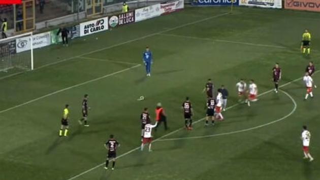 Mancata promozione in B del Foggia, spari contro l'auto del capitano  Di Pasquale