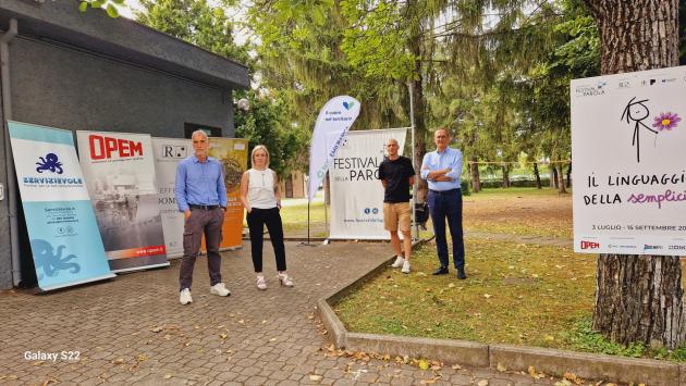 Festival della parola: inaugurata la mostra "Il linguaggio della semplicità"