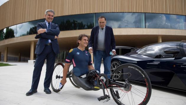 Una handbike Dallara-Zanardi regalata ad un paraciclista dal comune di Frosinone