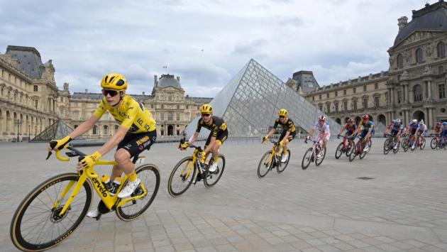 Vingegaard ha vinto il Tour per la seconda volta di fila