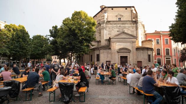 In 300 alla «Pastasciutta antifascista»