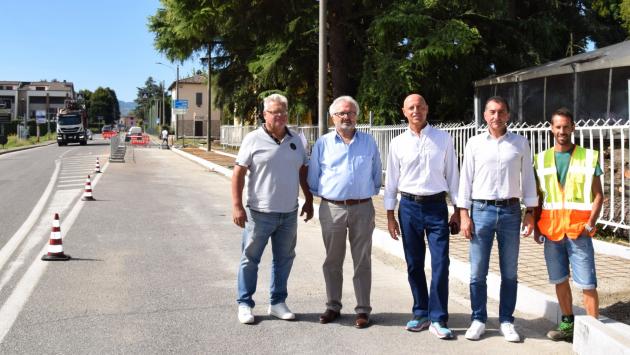 Sala Baganza: nuovi marciapiedi e più sicurezza in via Provinciale (e  i lavori termineranno entro la fine di agosto)
