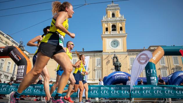 Pronti per correre?  Come tenere a bada l'ansia da gara