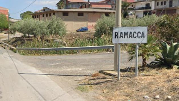 Donna impiccata nel Catanese, fermati il fidanzato e un amico