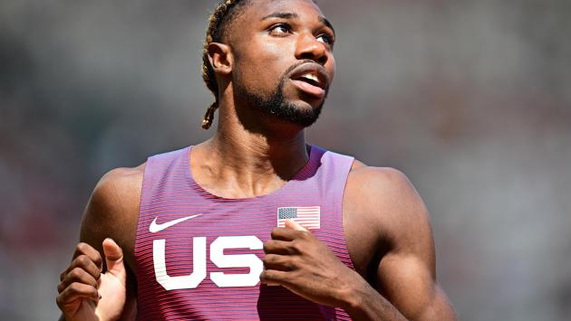 Lyles concede il bis mondiale: domina anche i 200