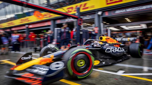 In Olanda la pole position è ancora di Verstappen. Leclerc sbatte, Sainz sesto