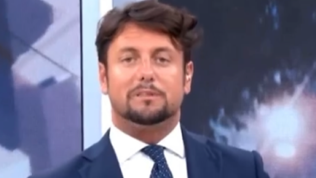 Giambruno: "Ho cuore gitano. Il mio ciuffo? Aumenta con gli ascolti"